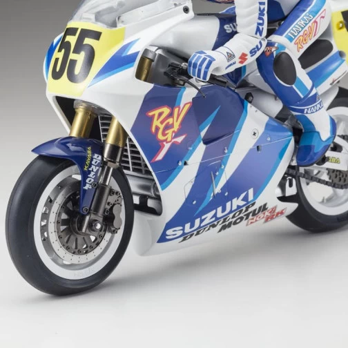 Kyosho Motorrad Hanging-On Racer Suzuki RGV 1992 Bausatz 5 Kyosho Motorrad Hanging-On Racer Suzuki RGV 1992 Bausatz – Bild 5