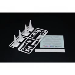 Tamiya 56558 Truck Baustellen-Set Pylone/Werkzeug 1:14